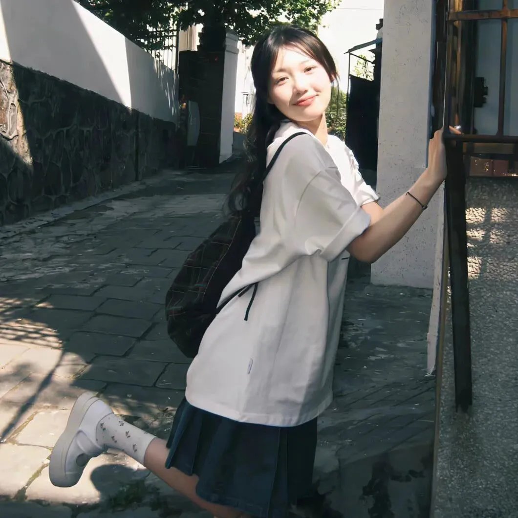 女裁缝 （短片）